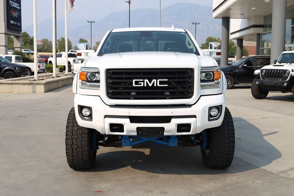 Used 2016 Summit White GMC Denali image 9