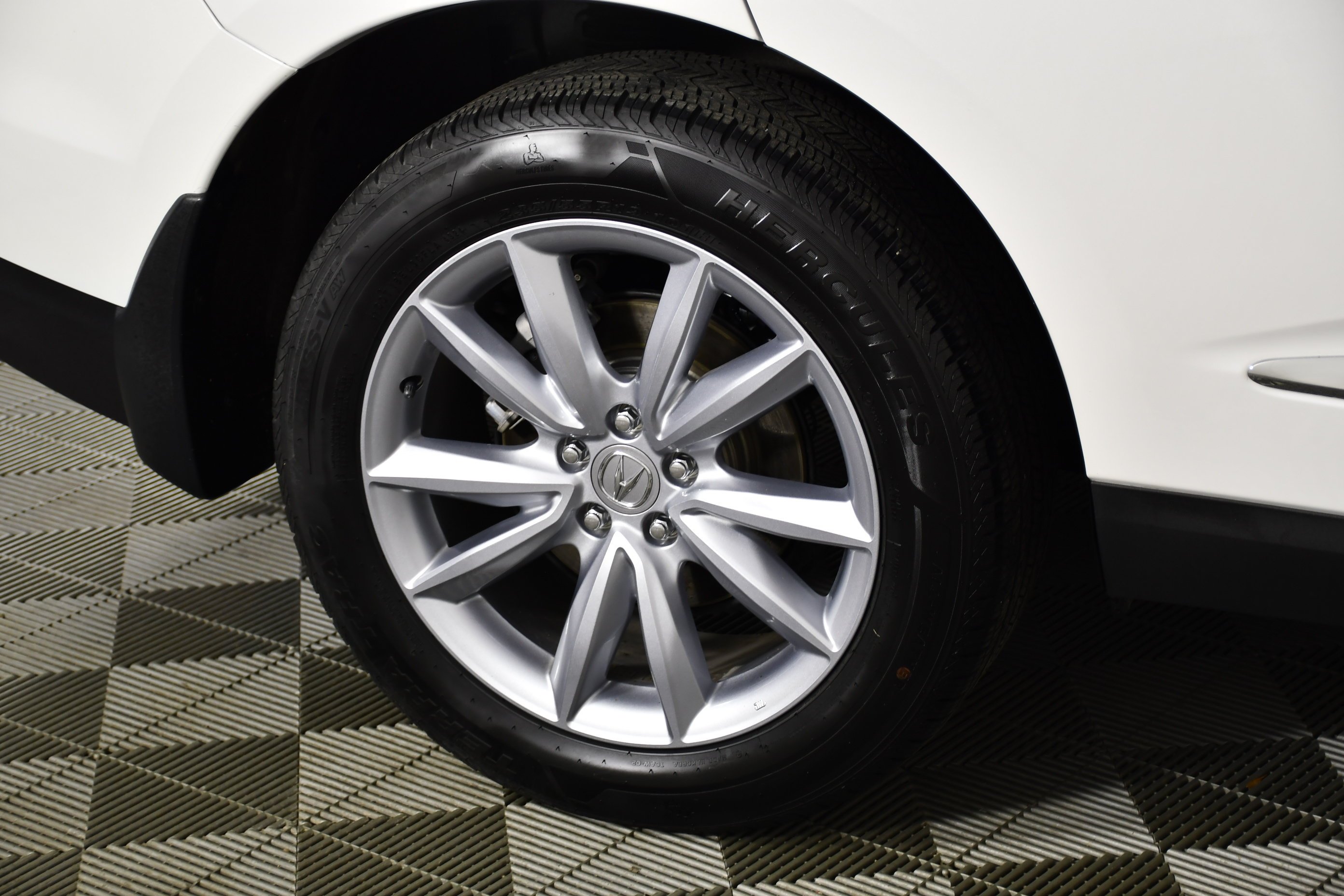 Used 2023 Platinum White Pearl Acura Base image 55