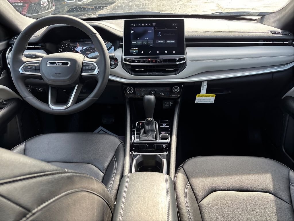 Used 2025 Silver Jeep Limited image 19