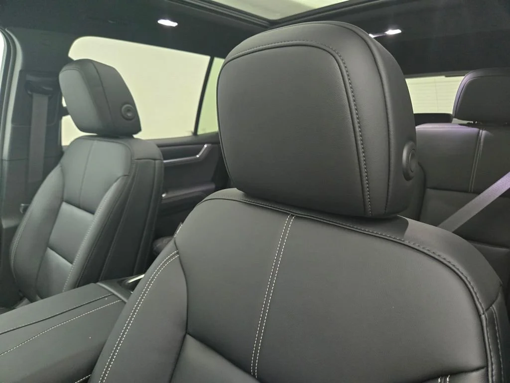 2026 GMC Acadia Elevation - Photo 20