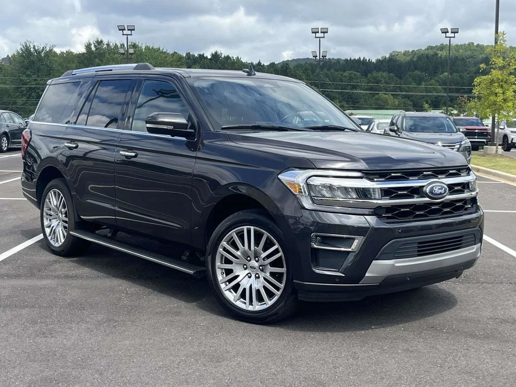 Used 2024 Gray Ford Limited image 1