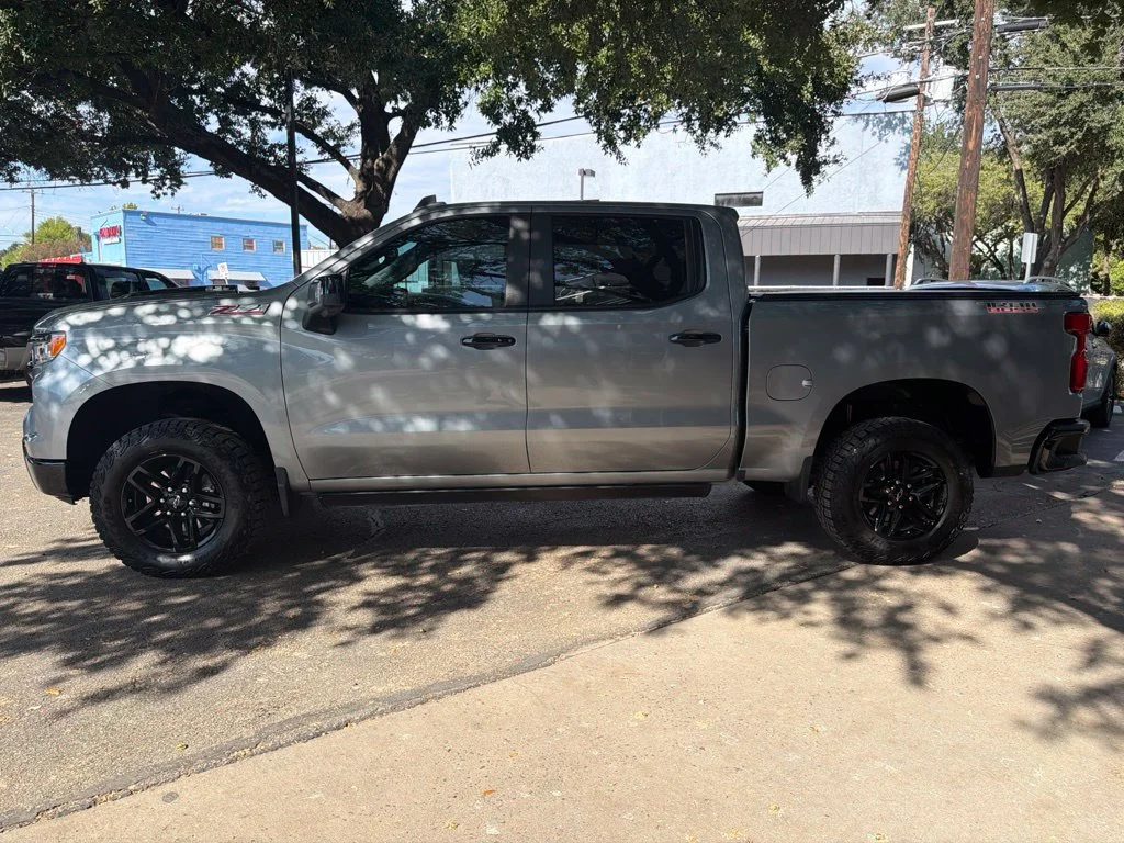 Used 2025 Gray Chevrolet LT Trail Boss image 4