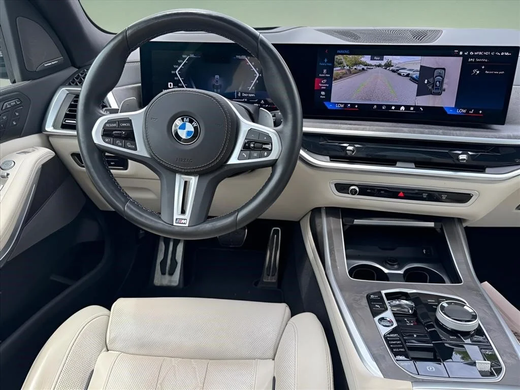 Used 2025 Brooklyn Grey Metallic BMW M60i image 18