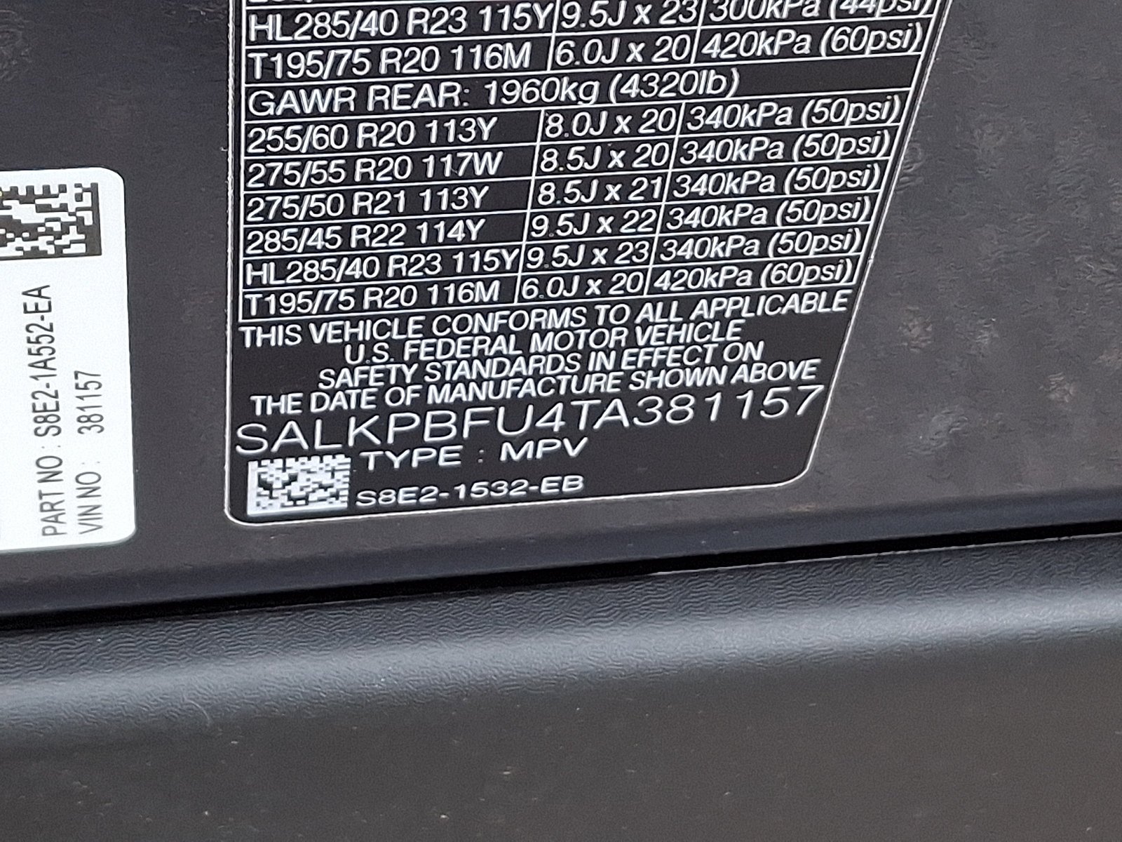 New 2026 Varesine Blue Land Rover SE image 19