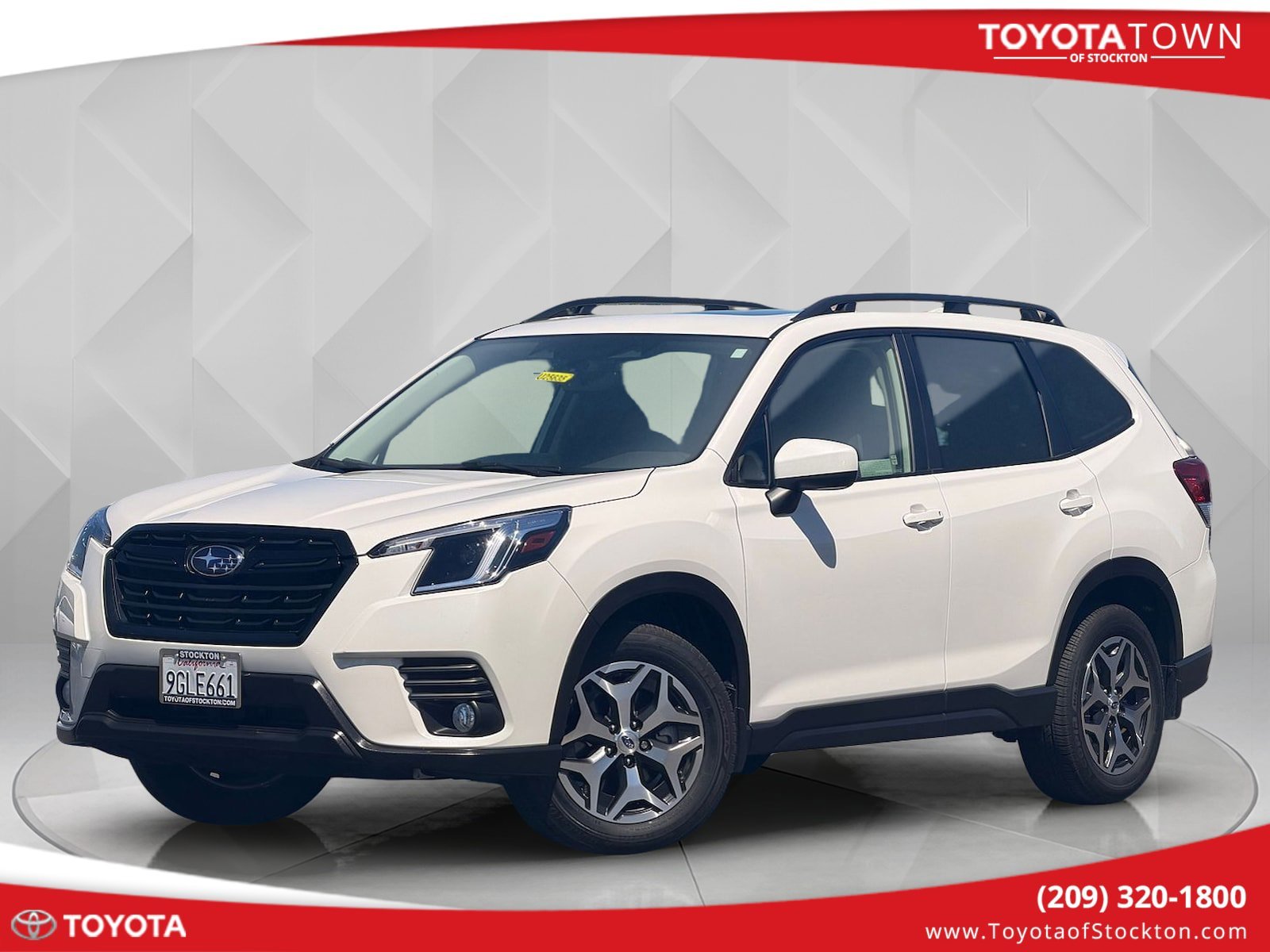 2023 Subaru Forester Premium's photo