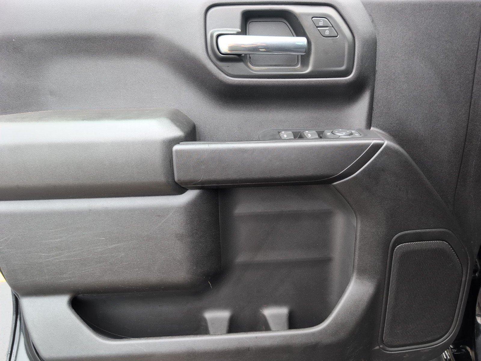 Used 2025 Black Chevrolet Custom image 19