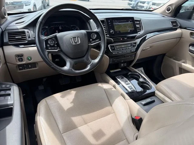 Used 2022 White Honda Elite image 7