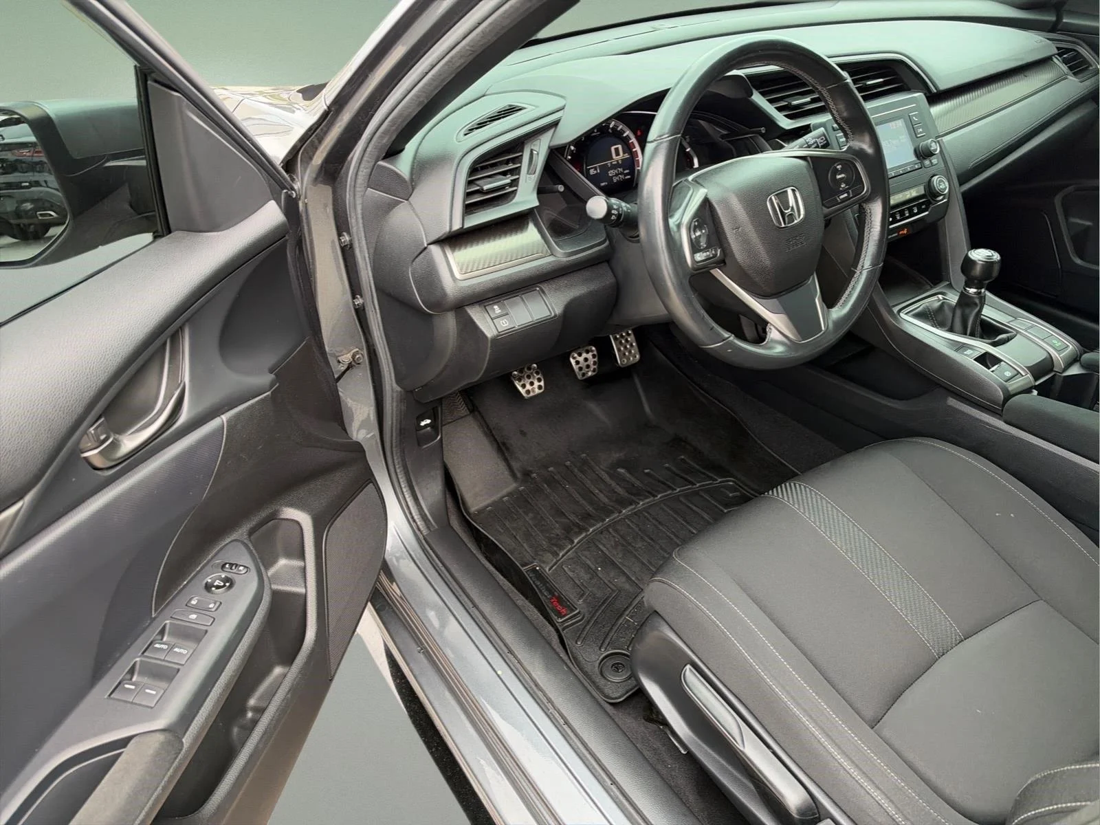 Used 2018 Polished Metal Metallic Honda Sport image 14