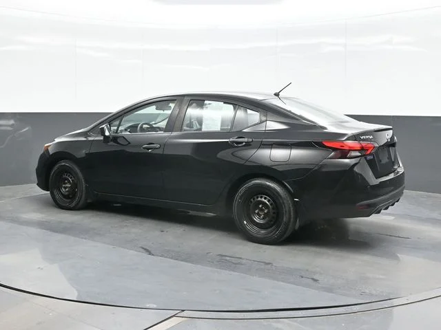Used 2021 Black Nissan 1.6 S image 3
