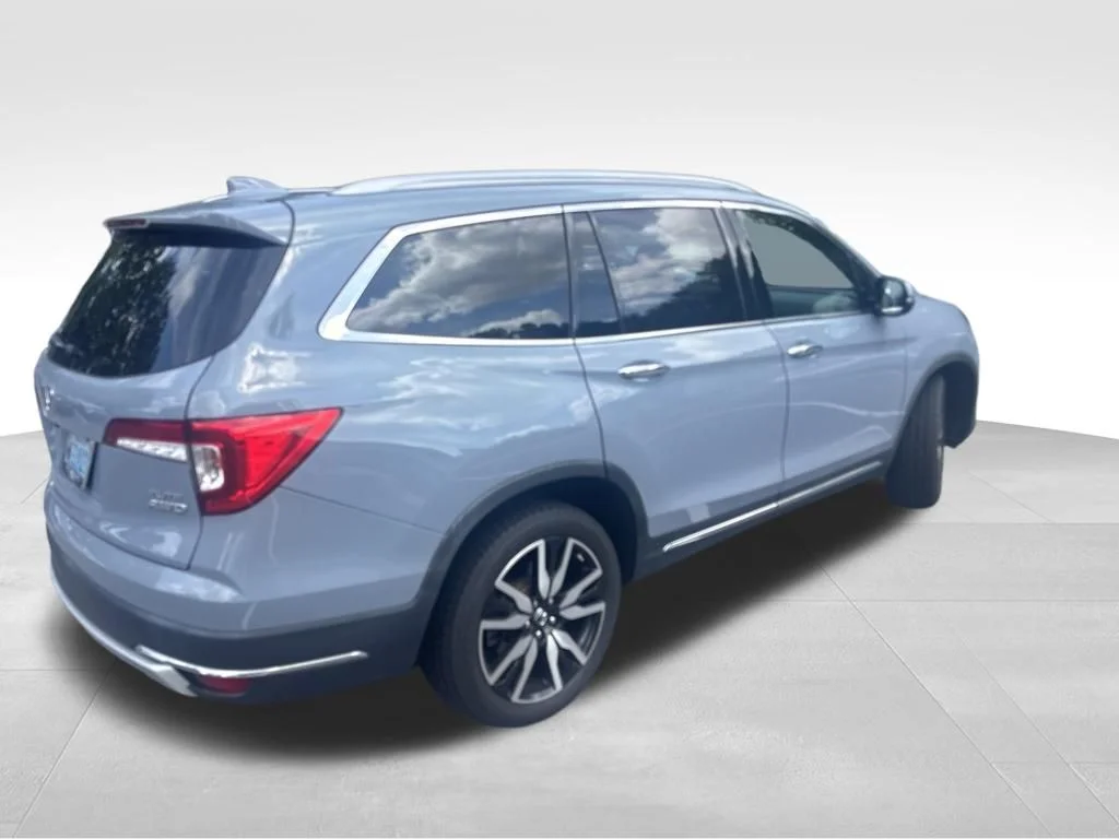 Used 2022 Blue Honda Elite image 2