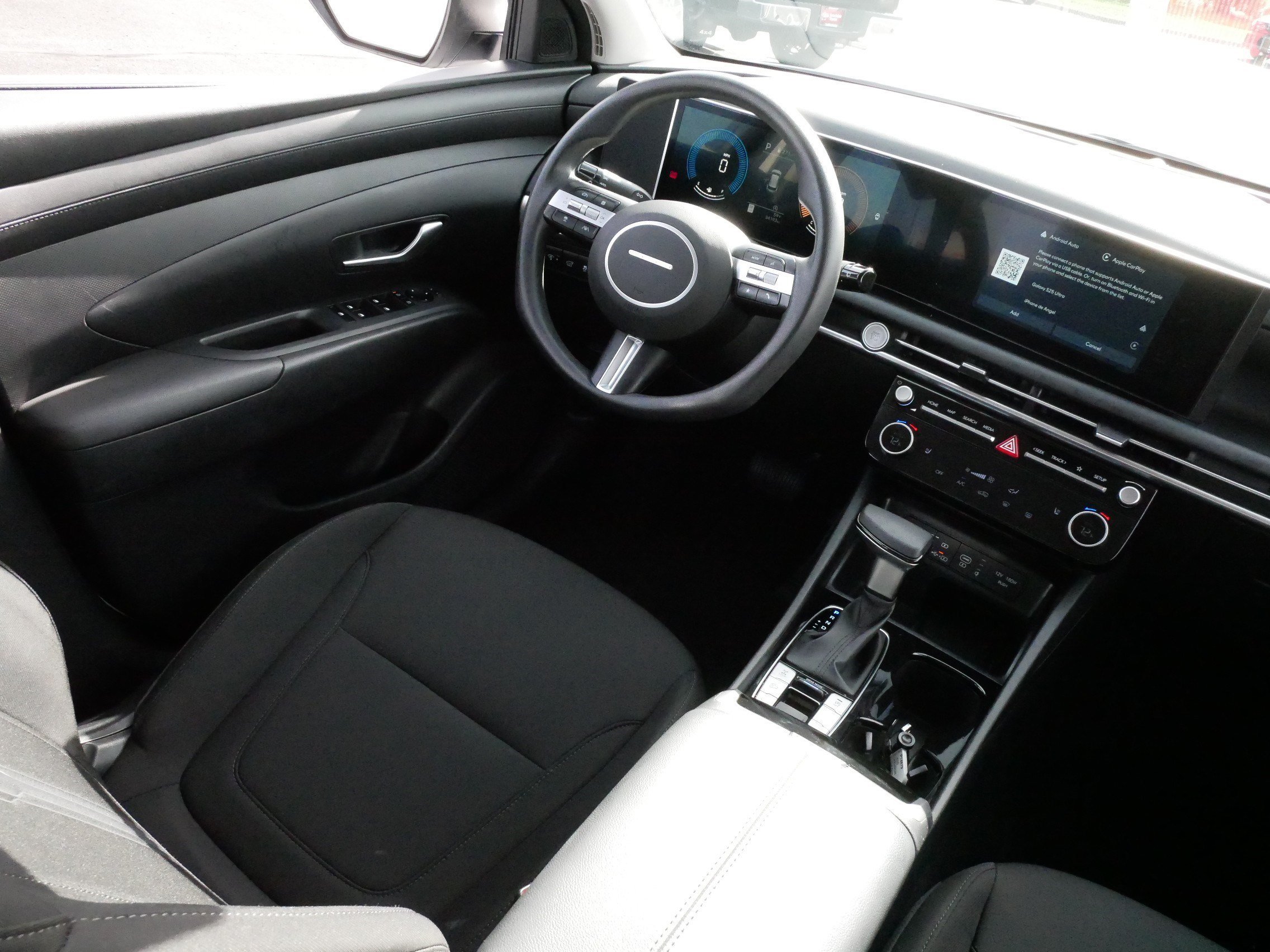 Used 2025 Serenity White Pearl Hyundai SEL image 9