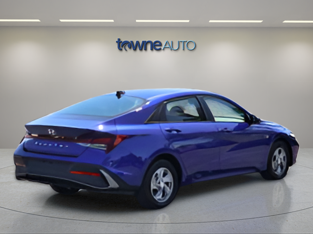 2026 Hyundai Elantra SE - Photo 7