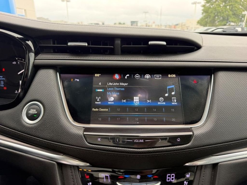 Used 2018 Dark Granite Metallic Cadillac Premium Luxury FWD image 16