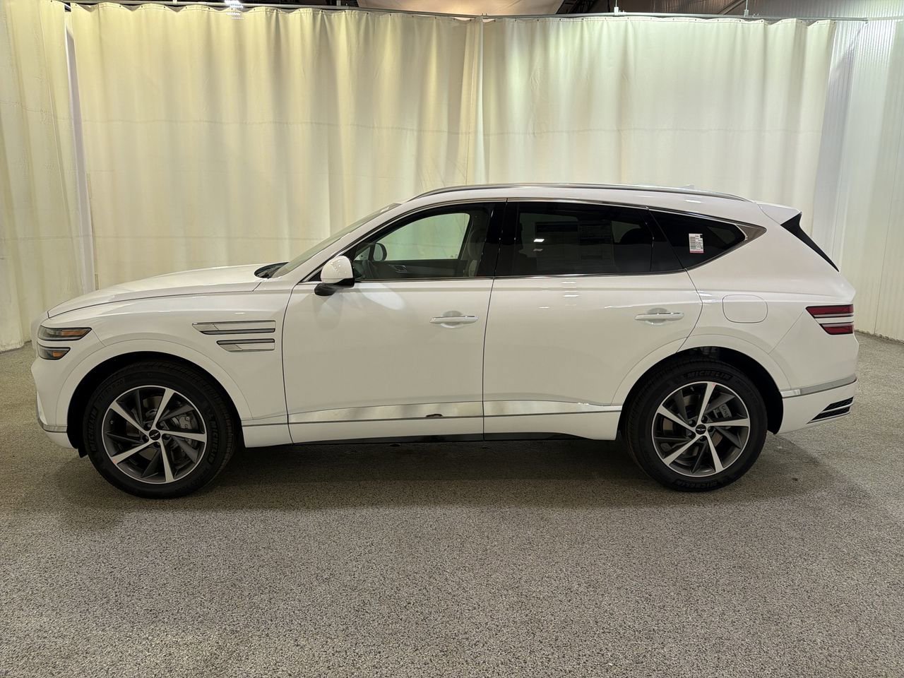 New 2026 Alta White Genesis 2.5T SELECT image 6