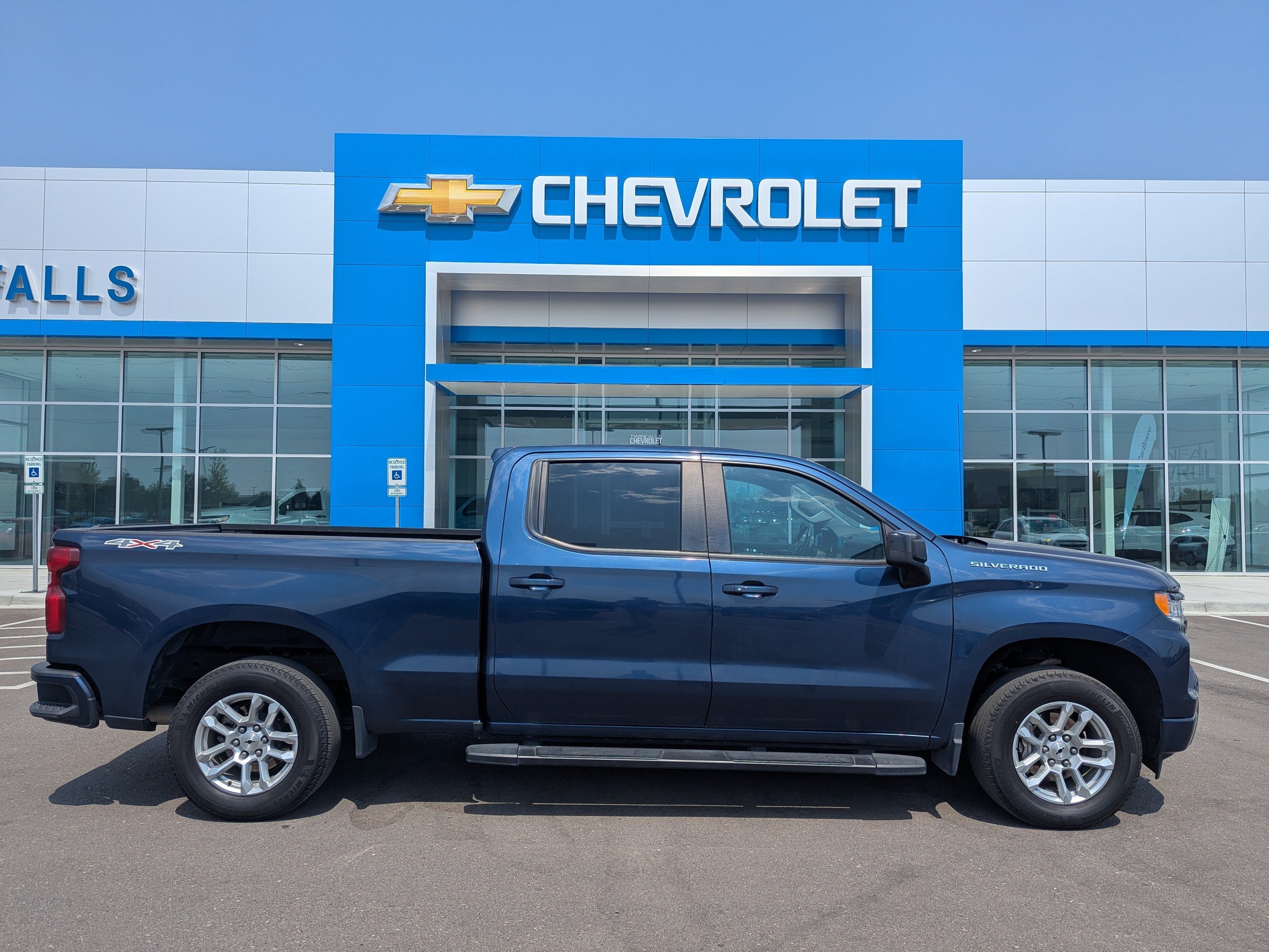 2022 Chevrolet Silverado 1500 RST - Photo 37