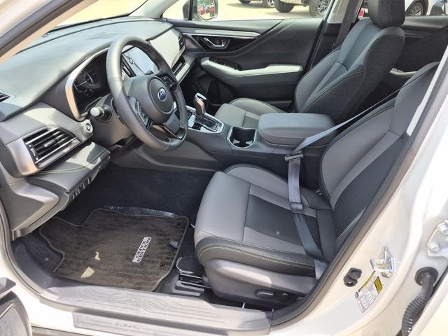 Used 2025 White Subaru Onyx Edition image 22