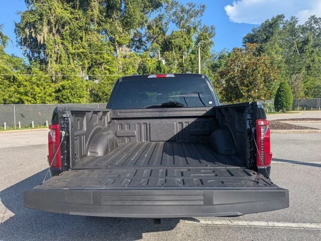 New 2026 Agate Black Metallic Ford XLT image 13