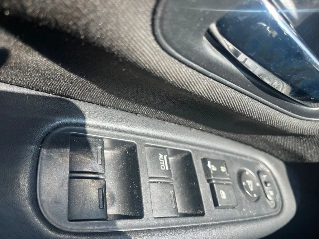 Used 2017 Gray Honda LX image 24