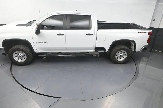 Used 2021 White Chevrolet Work Truck image 19