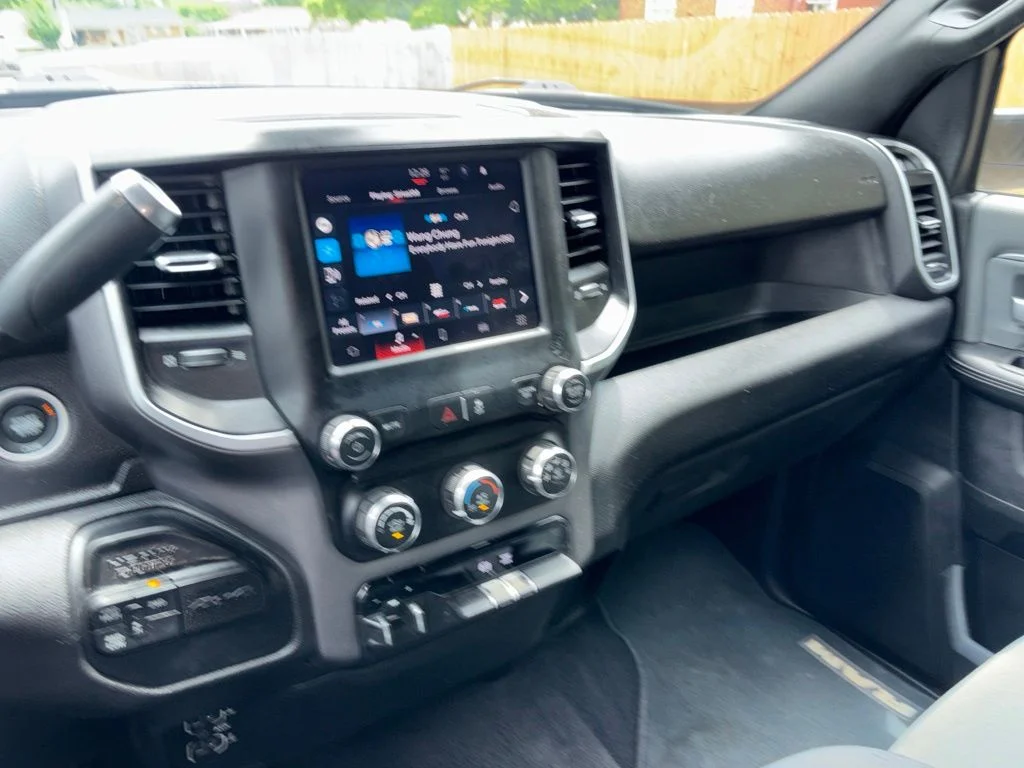 Used 2022 Diamond Black Ram Big Horn image 34