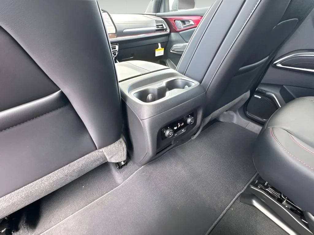 New 2026 Polar White Tricoat Chevrolet Z71 image 25