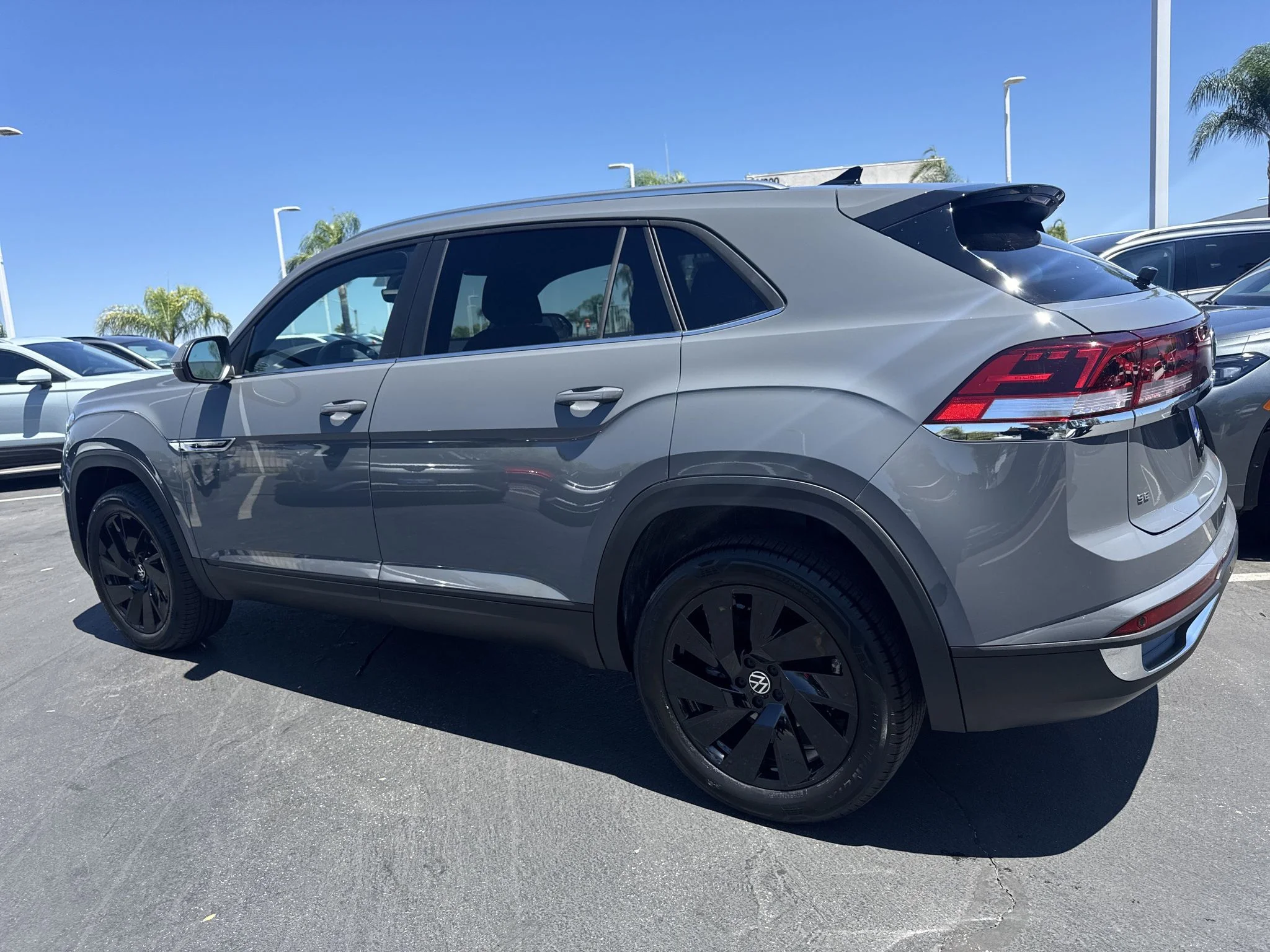 New 2026 Pure Gray Volkswagen 2.0T SE w/Technology image 6