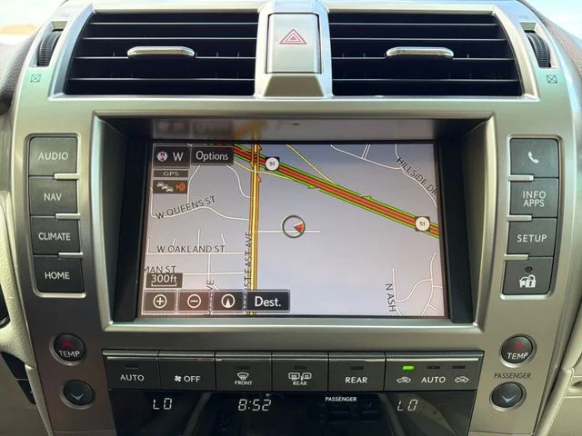 Used 2019  Lexus 460 image 12