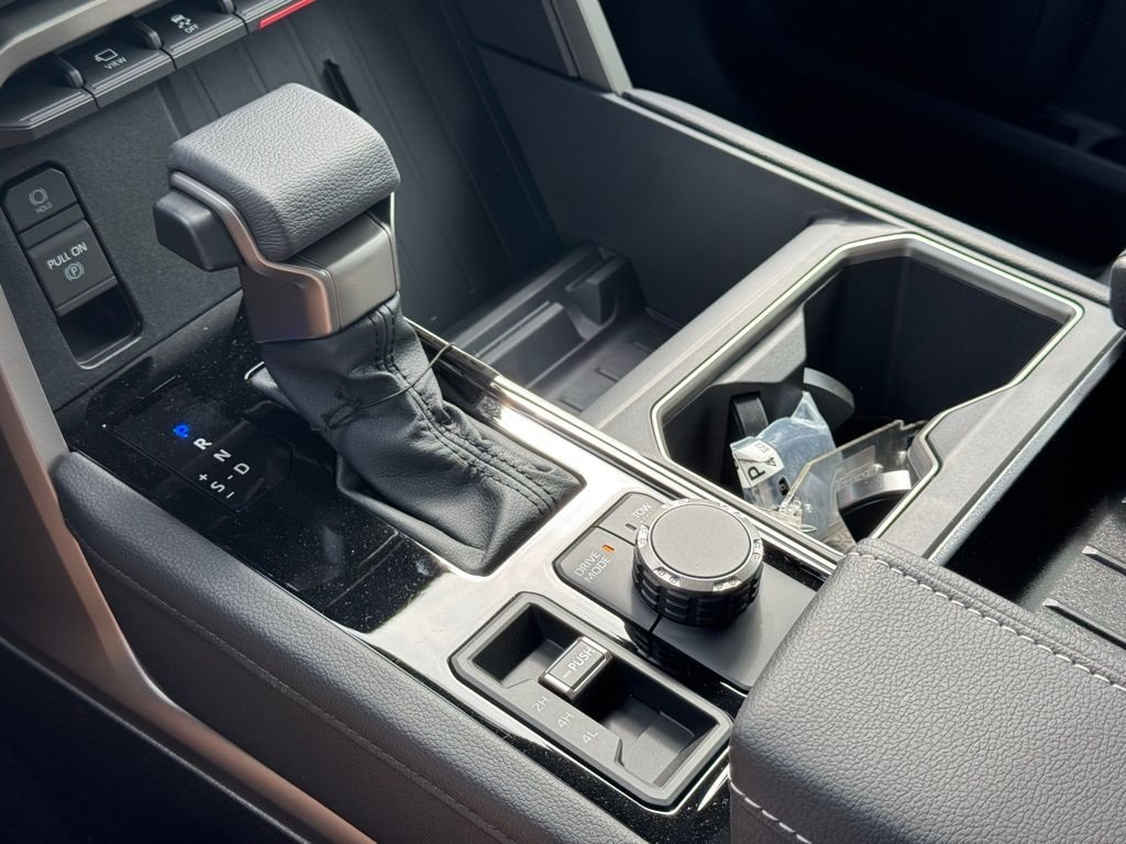 2026 Toyota Tundra Limited - Photo 30