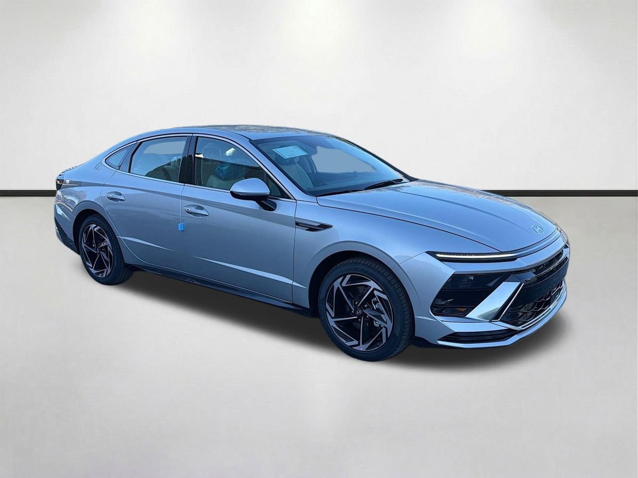 New 2026 Aero Silver Hyundai SEL Sport image 1