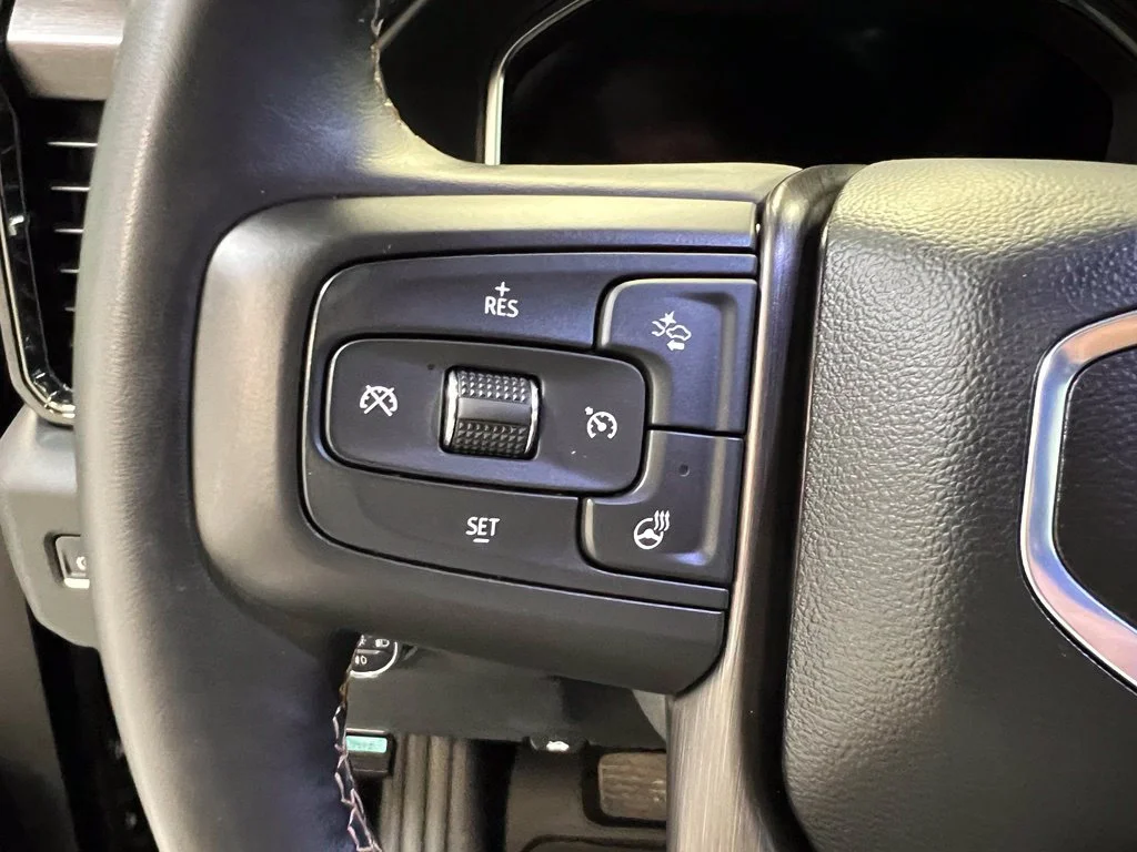 Used 2025 Black GMC AT4 image 20
