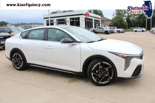 2026 Kia K4 GT-Line