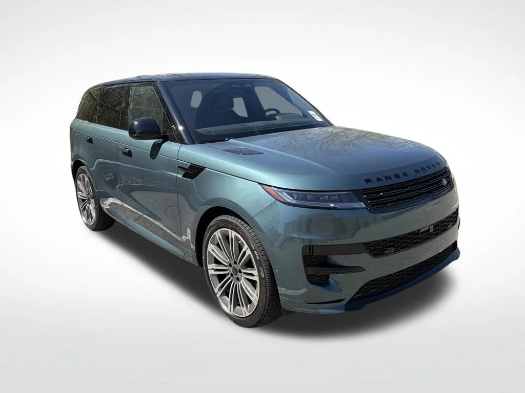New 2026 Green Land Rover Dynamic SE image 3