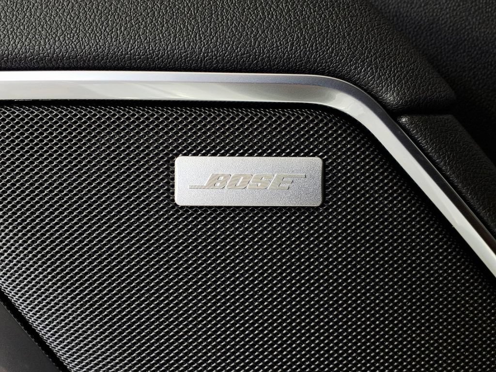 2026 GMC Sierra 1500 SLT - Photo 23
