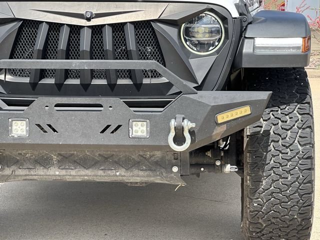 Used 2021 White Jeep Rubicon image 8