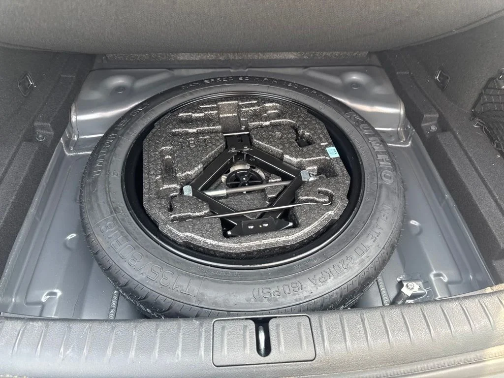 2025 GENESIS G70 Standard - Photo 45