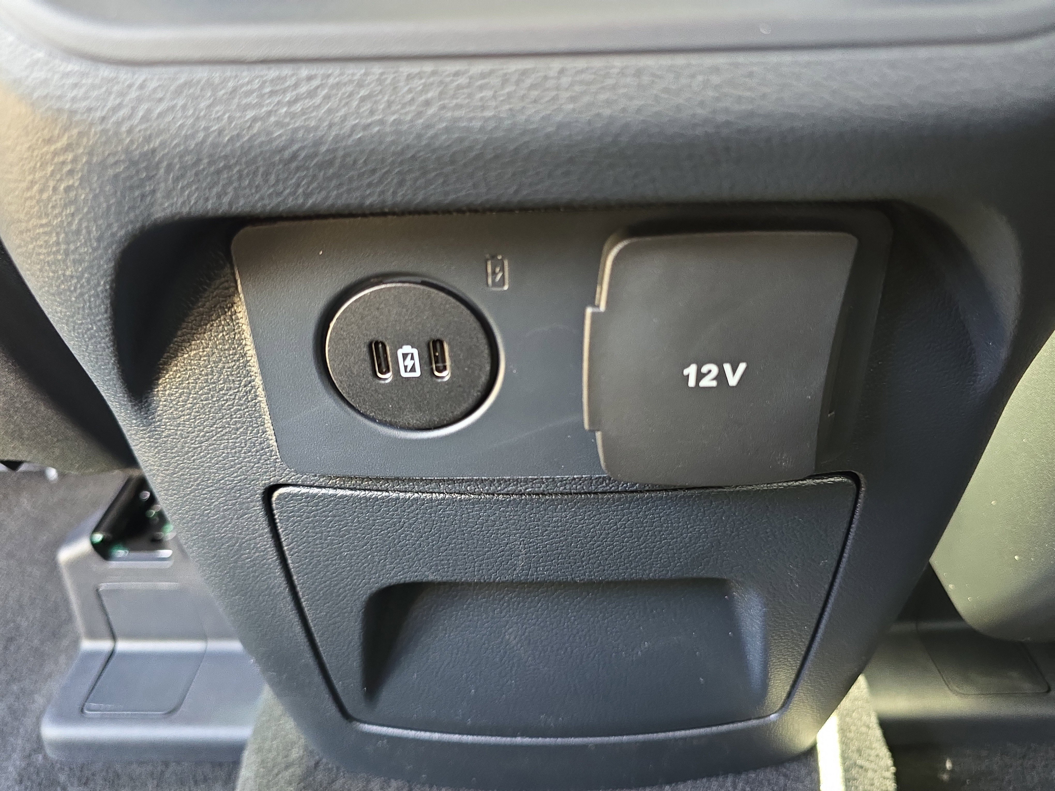 New 2026 Vapor Blue Metallic Ford Active image 29