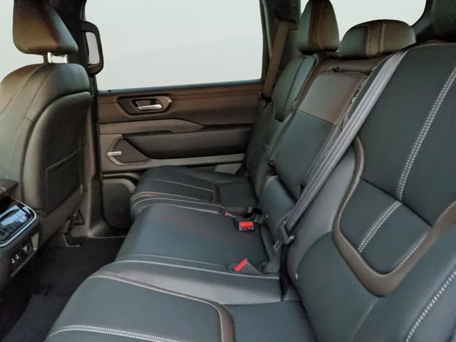 2026 Nissan Armada SL - Photo 12