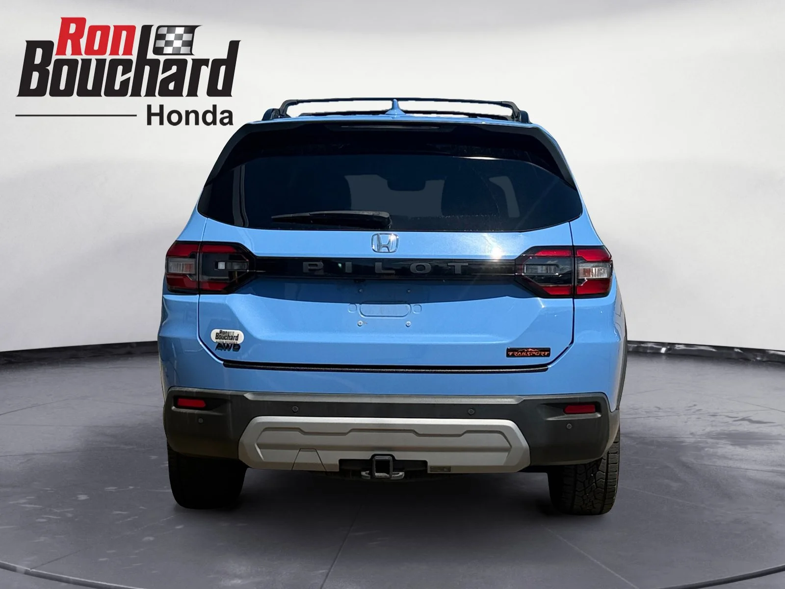 Used 2023 Blue Honda TrailSport image 3