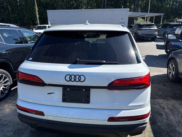 Used 2025 White Audi 55 Prestige image 4