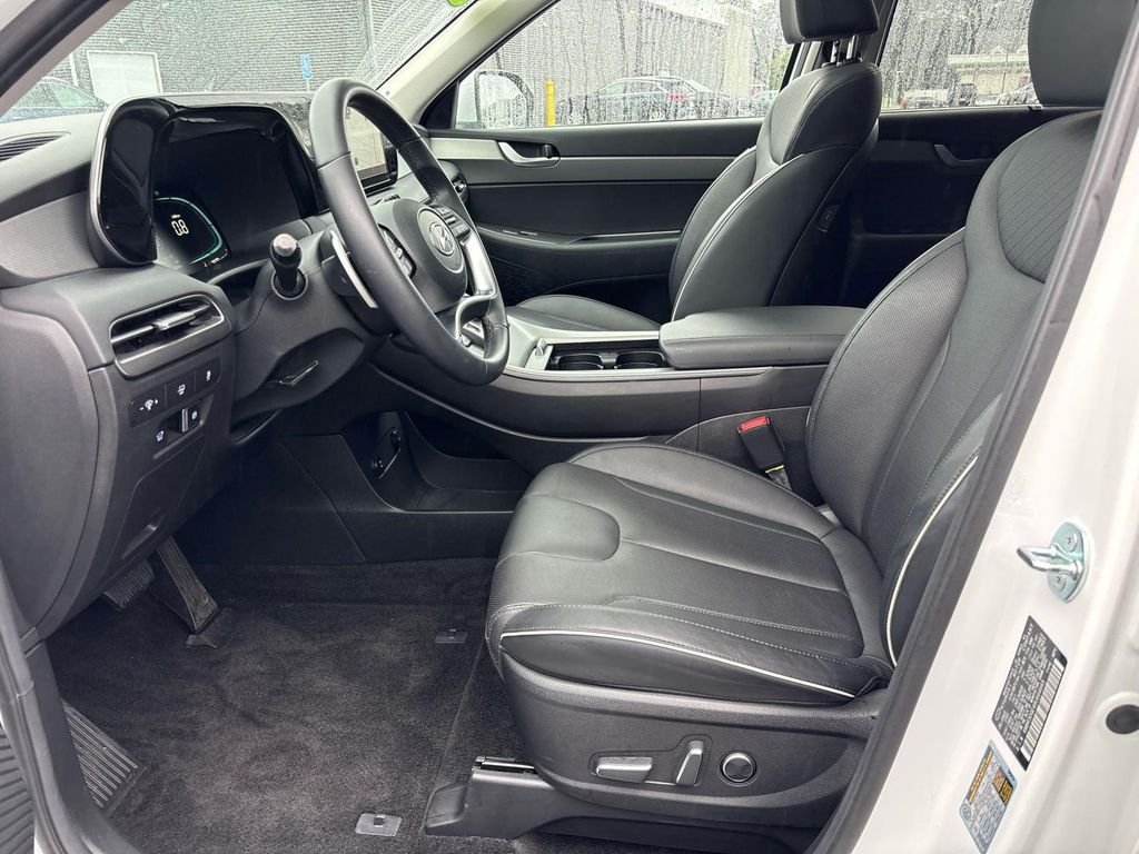 Used 2024 White Hyundai XRT image 8