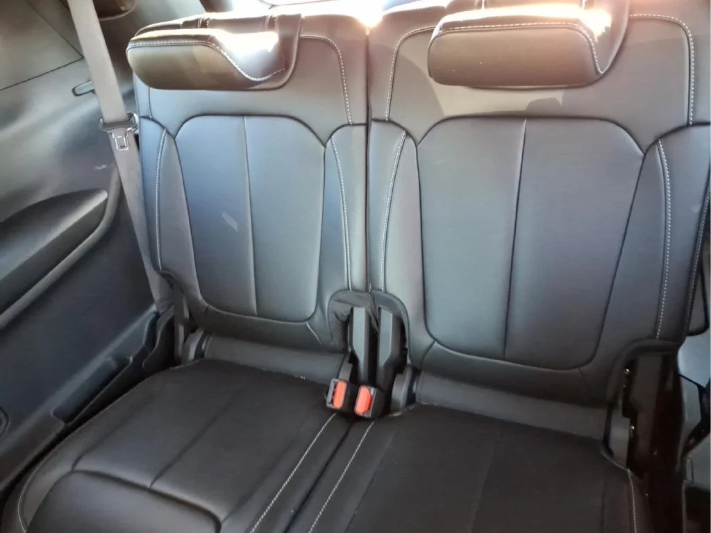 Used 2025 Gray Jeep Limited image 17