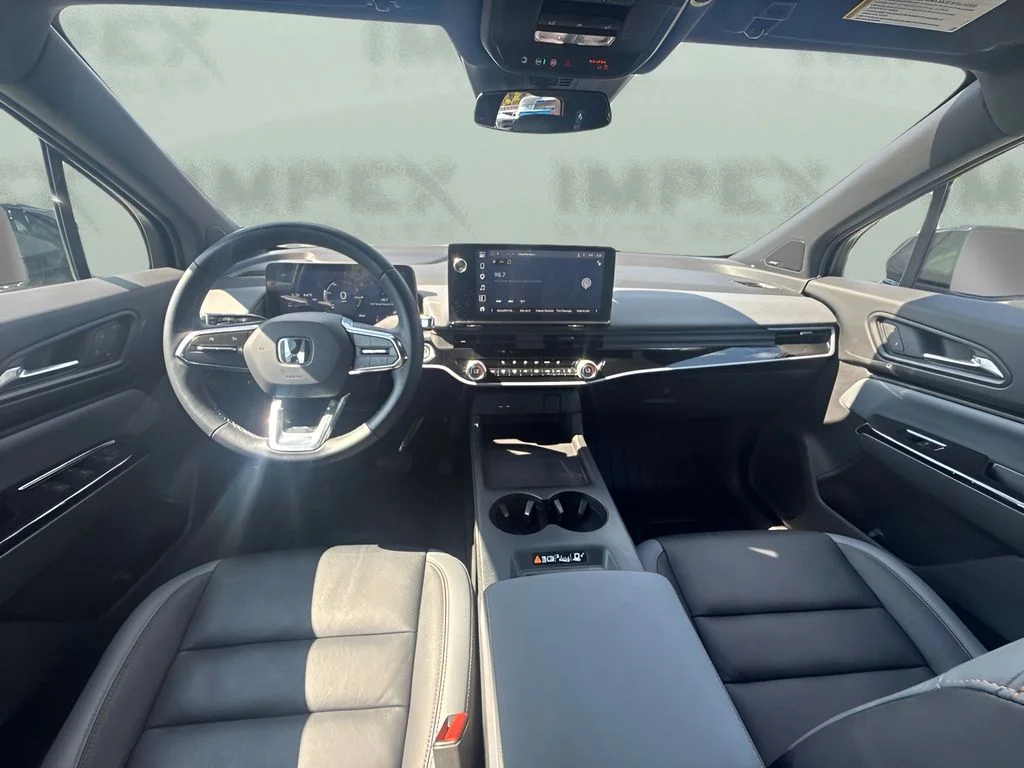 Used 2025 Blue Honda Touring image 9