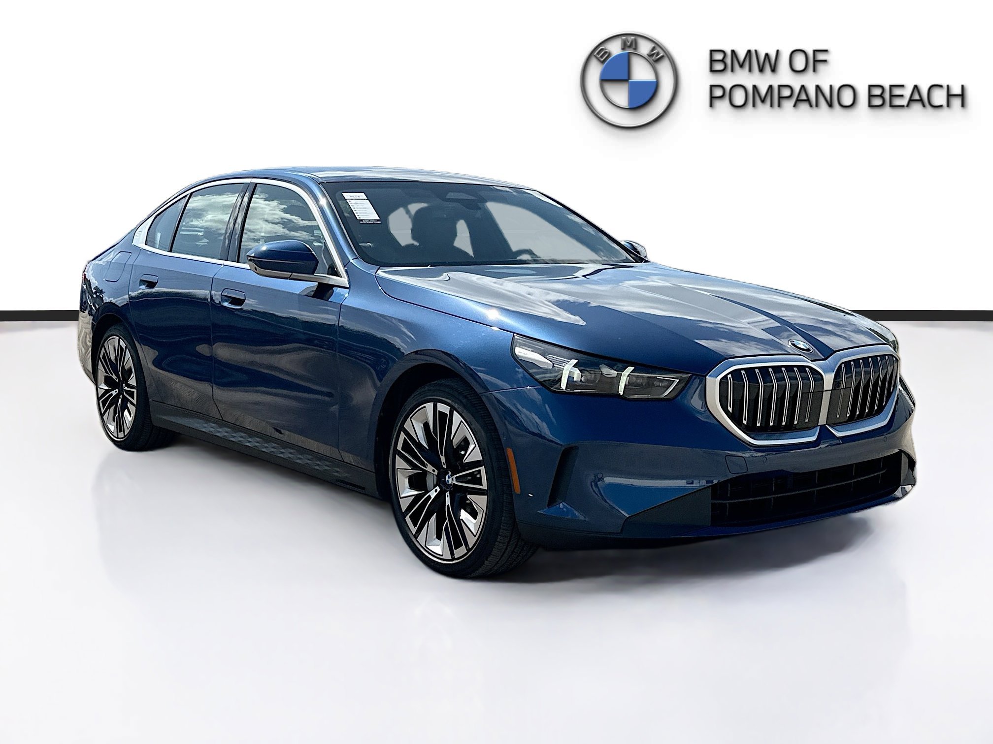 2025 BMW 5 Series 530i Sedan's photo