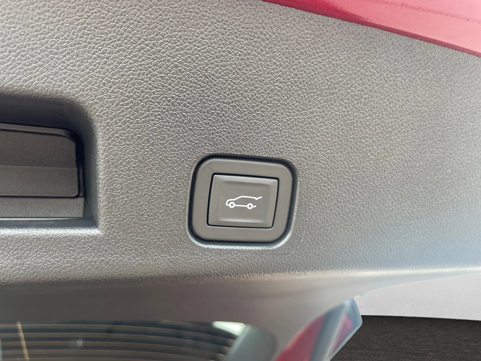 New 2026 Cherry Red Tintcoat Buick Avenir AWD image 11