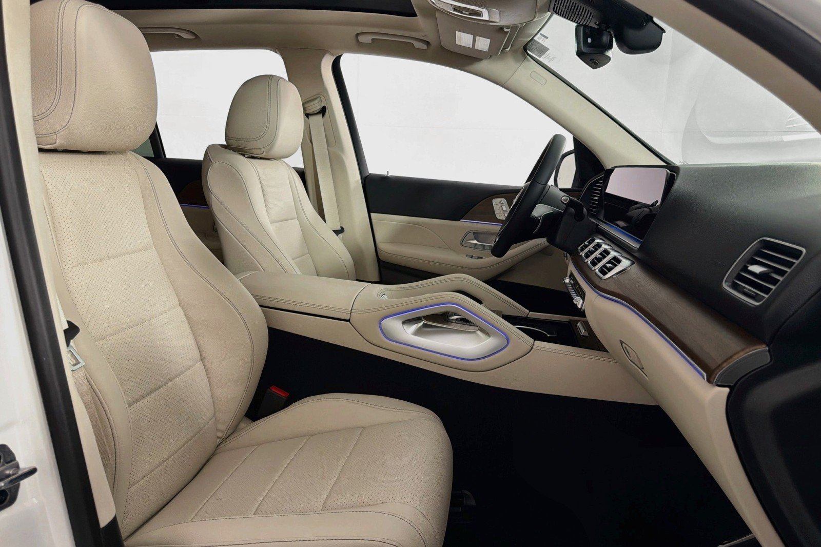New 2026 Polar White Mercedes-Benz GLE 350 4MATIC® SUV image 6
