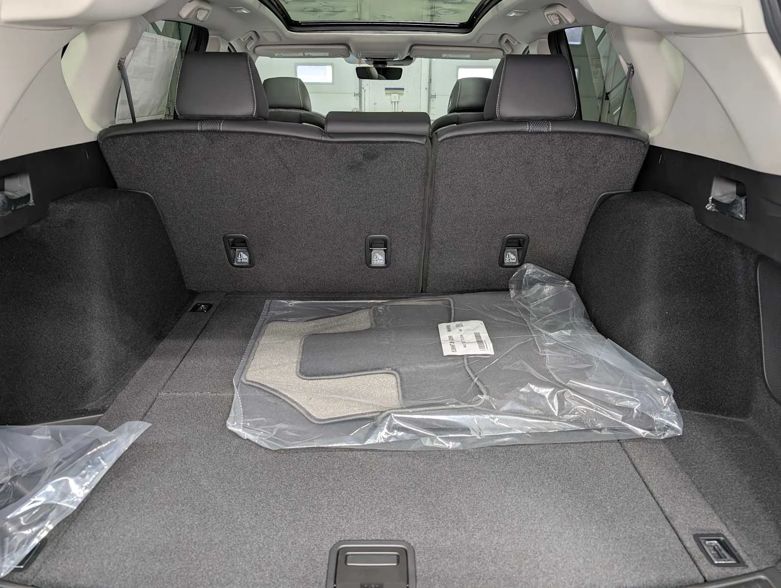 New 2026 Liquid Carbon Metallic Acura w/Technology Package image 22