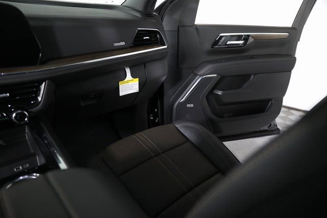 2026 Chevrolet Suburban High Country - Photo 23