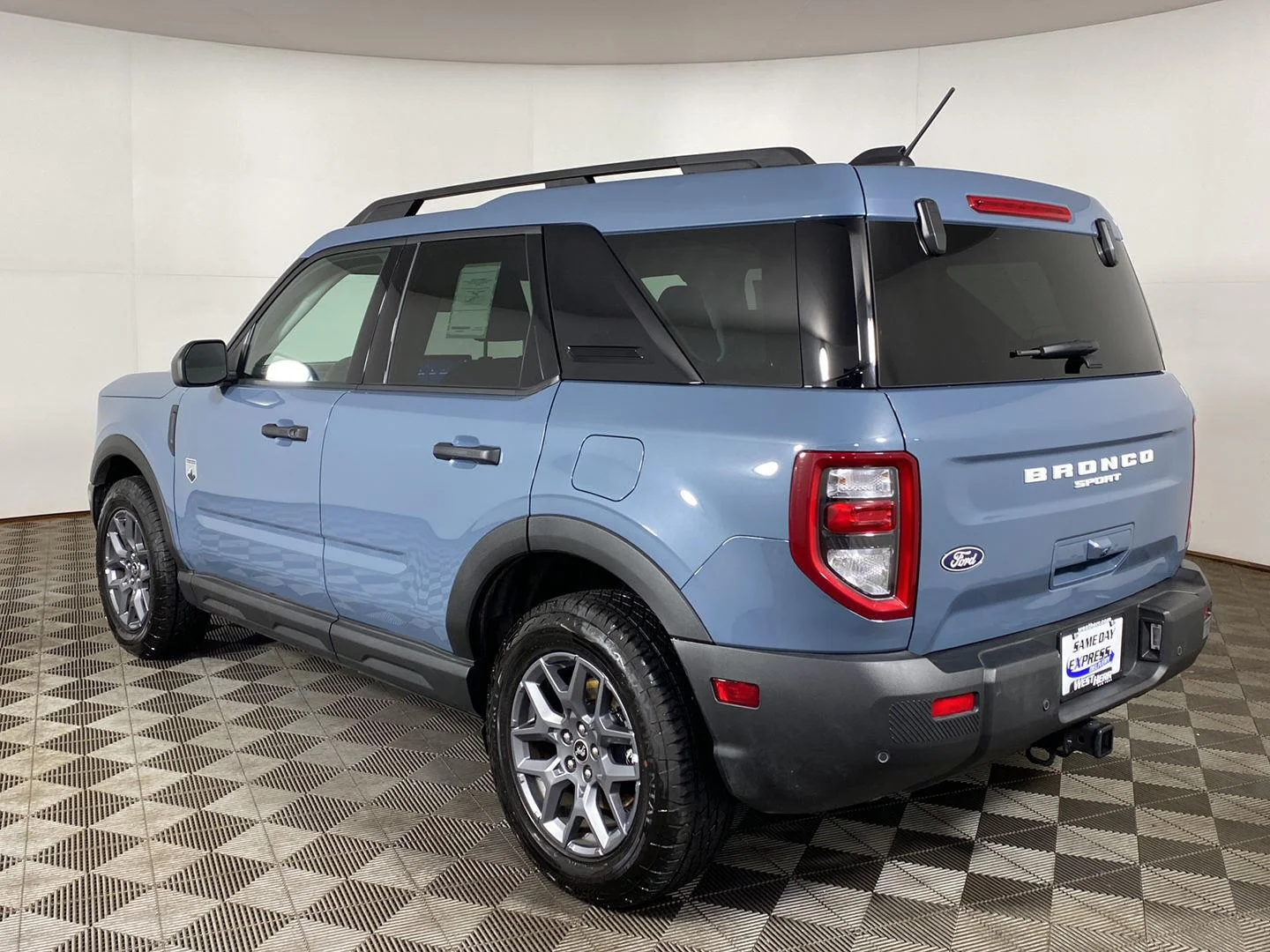 New 2026 Azure Gray Metallic Ford Big Bend image 27