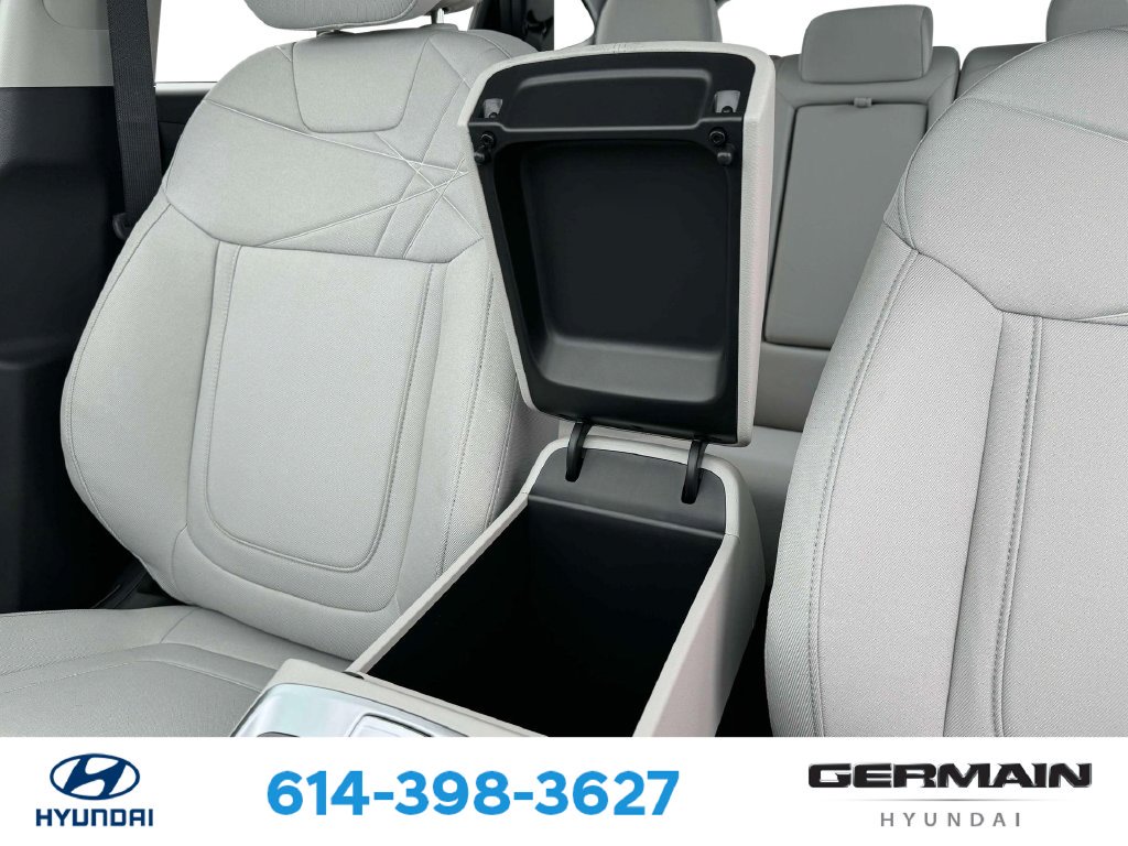 Used 2025 White Hyundai SE image 22