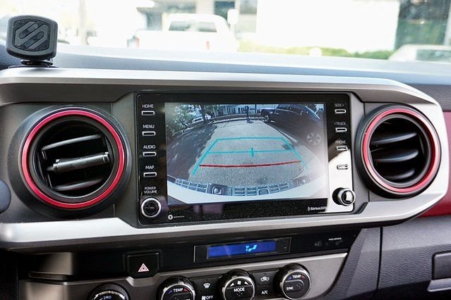 Used 2022 White Toyota SR5 image 24